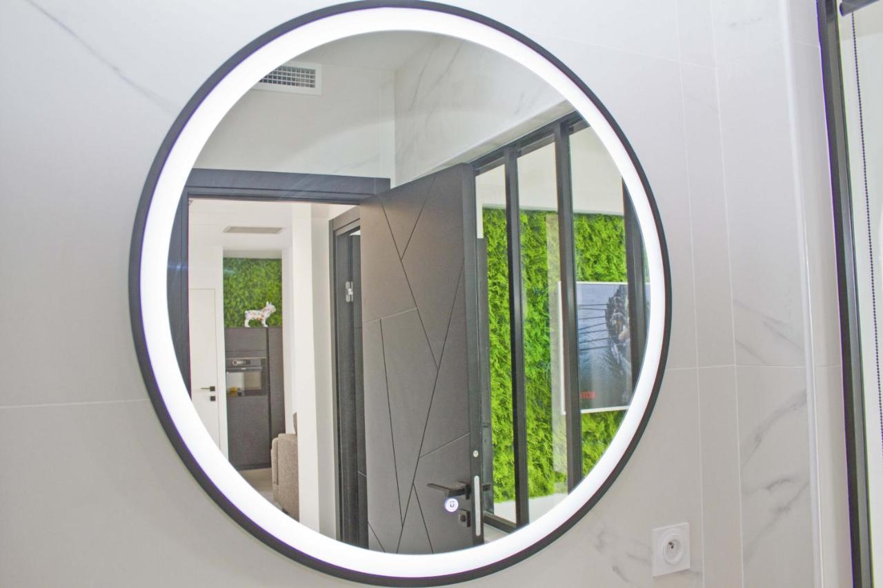 Luxury Garden Jacuzzi Promenade Apartment Ница Екстериор снимка