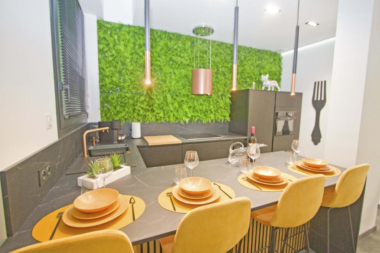 Luxury Garden Jacuzzi Promenade Apartment Ница Екстериор снимка