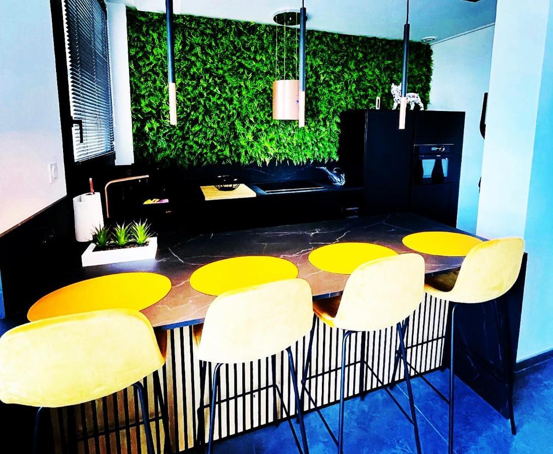Luxury Garden Jacuzzi Promenade Apartment Ница Екстериор снимка