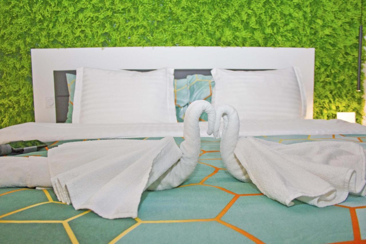 Luxury Garden Jacuzzi Promenade Apartment Ница Екстериор снимка