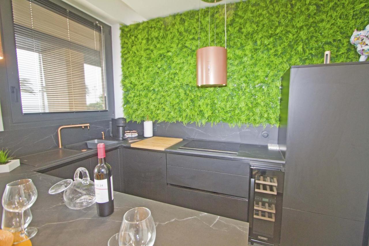 Luxury Garden Jacuzzi Promenade Apartment Ница Екстериор снимка