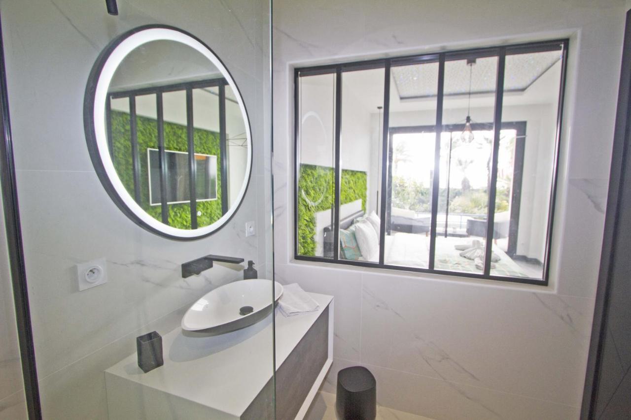 Luxury Garden Jacuzzi Promenade Apartment Ница Екстериор снимка